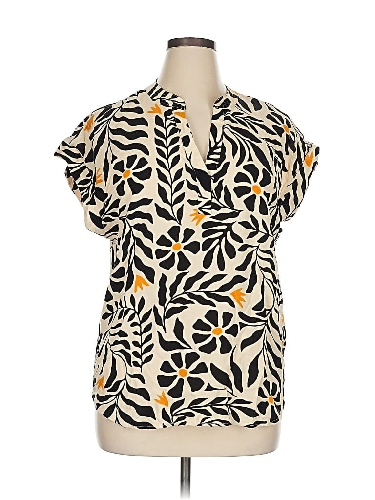 Pre-owned Cynthia Steffe Short Sleeve Blouse In White