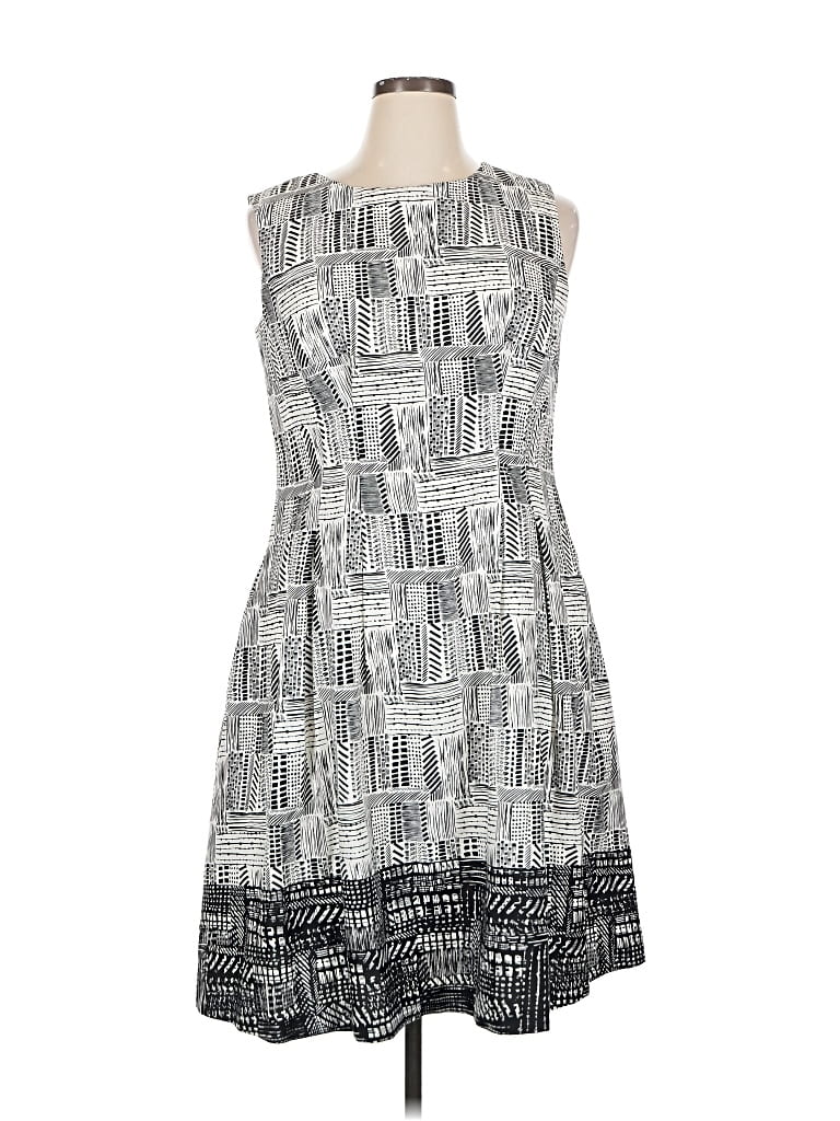 Pre-owned Ellen Tracy Casual Dress In Gray