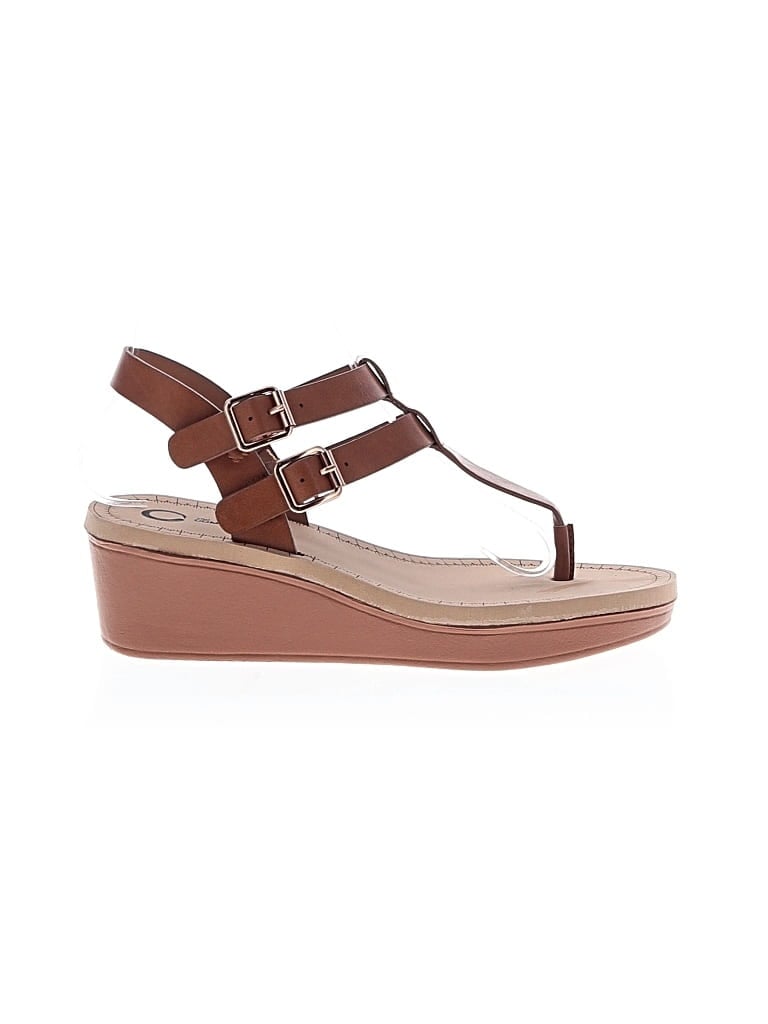 Pre-owned Journee Collection Wedges In Brown