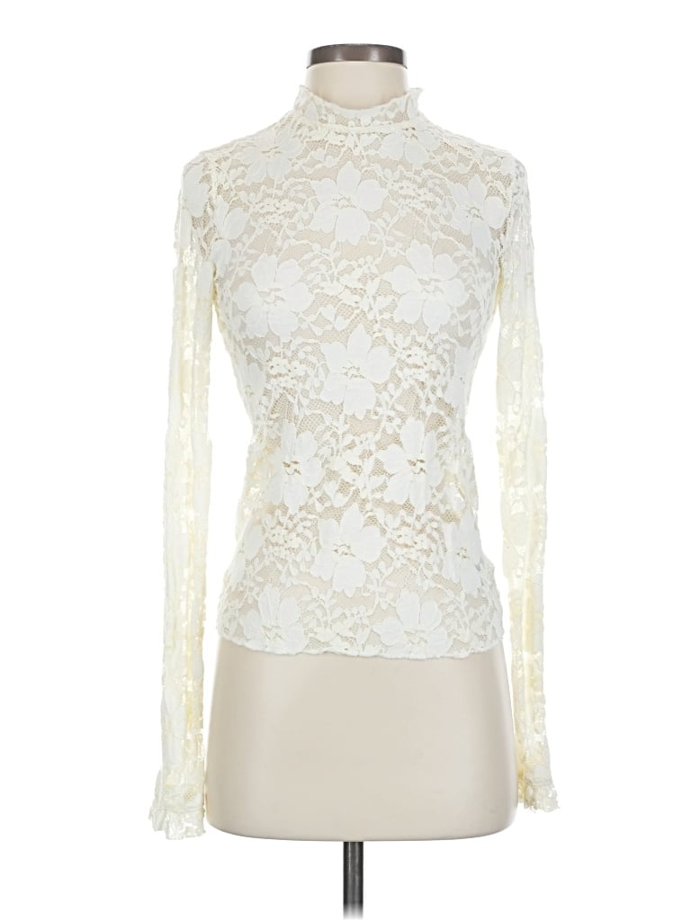 Pre-owned Kimchi Blue Long Sleeve Blouse In White