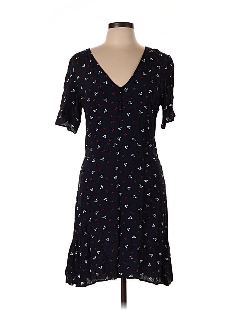 Pre-owned H&m Casual Dress In Black