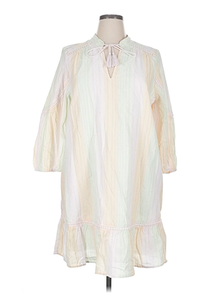 Pre-owned Crown & Ivy Casual Dress In White