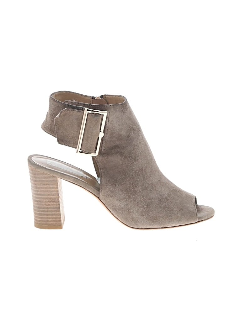 Pre-owned Vaneli Sandals In Brown