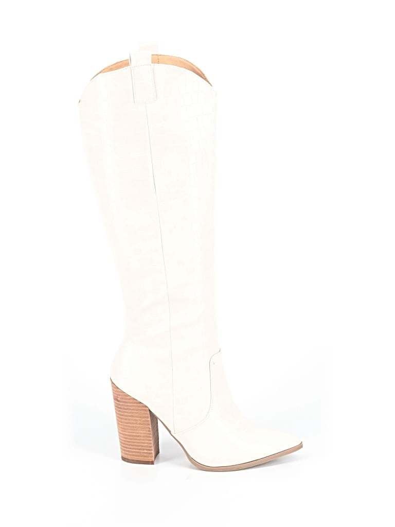 Pre-owned Dolce Vita Boots In White