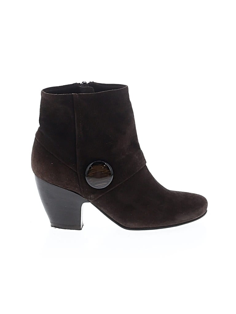 Pre-owned Vaneli Ankle Boots In Brown