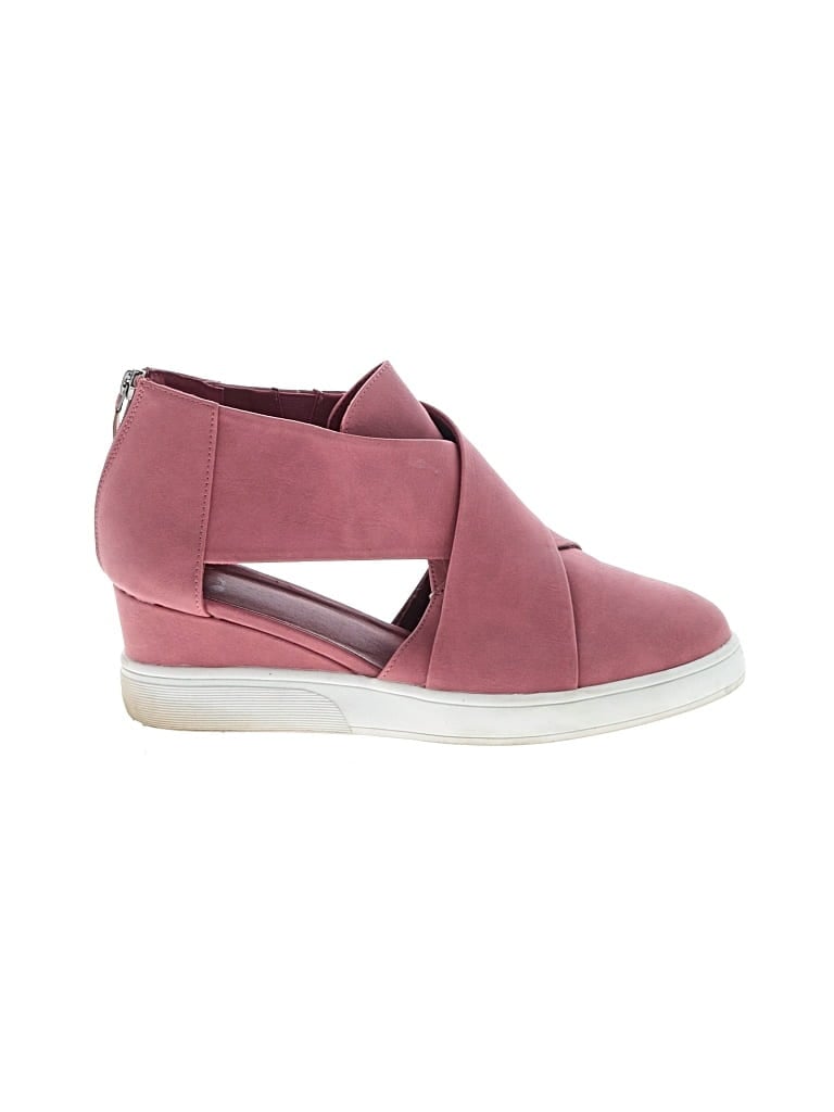 Pre-owned Journee Collection Sneakers In Pink