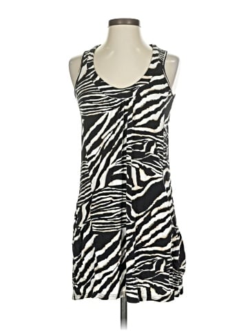 Romeo & Juliet Couture Casual Dress (view 1)