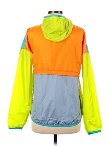 Cotopaxi Windbreaker (view 2)