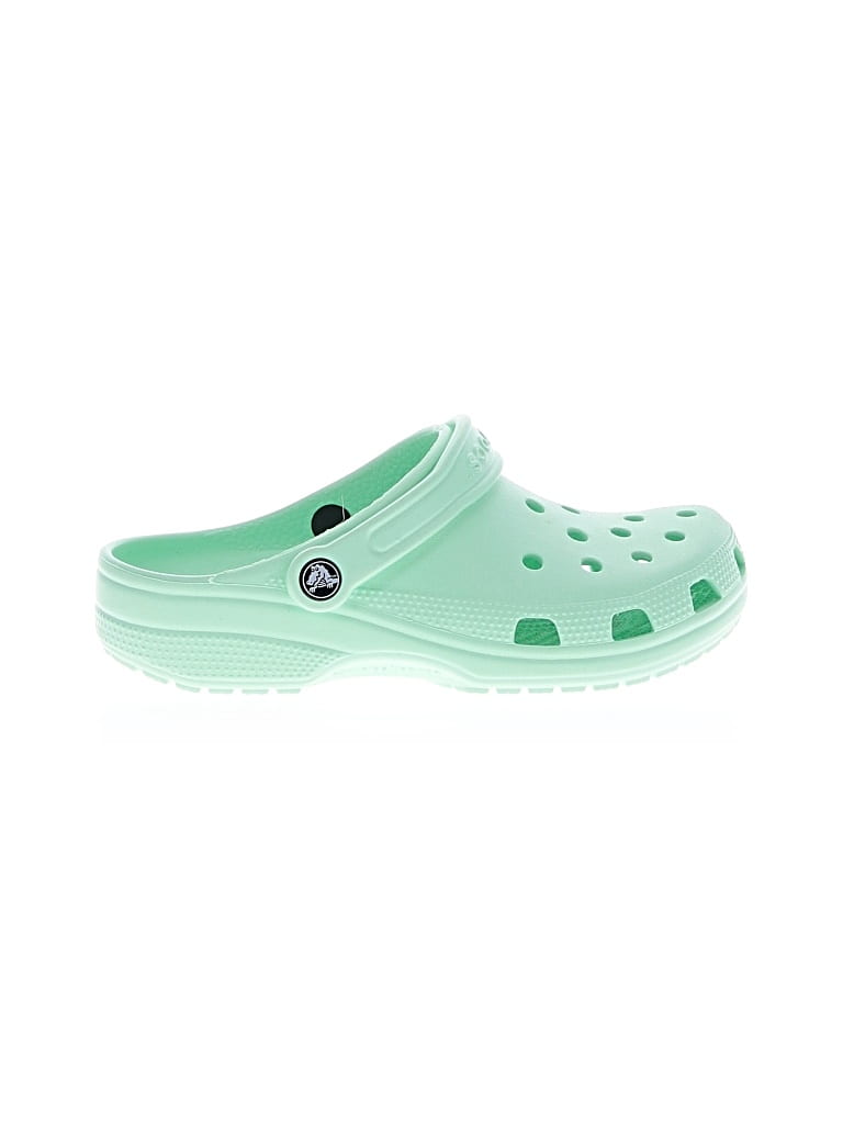 Pre-owned Crocs Mule/clog In Green