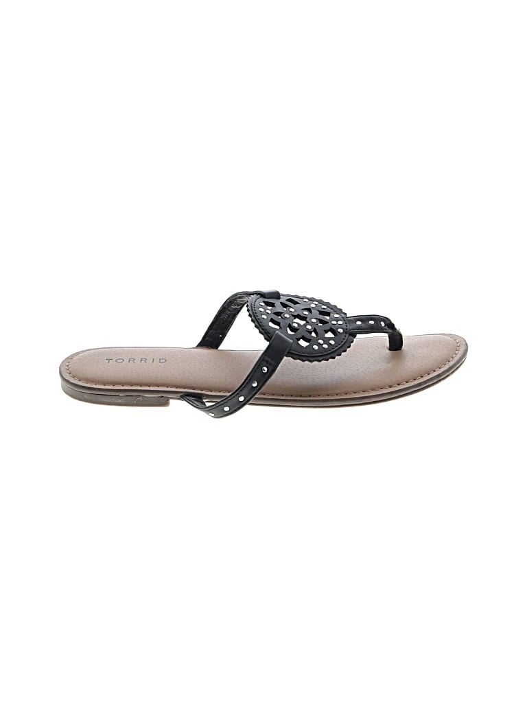 Pre-owned Torrid Sandals In Black