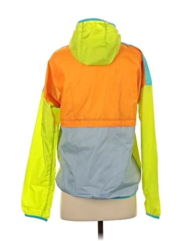 Cotopaxi Windbreaker (view 2)
