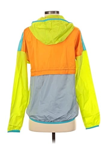 Cotopaxi Windbreaker (view 2)