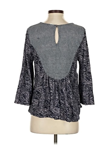 Akemi + Kin 3/4 Sleeve Blouse (view 2)