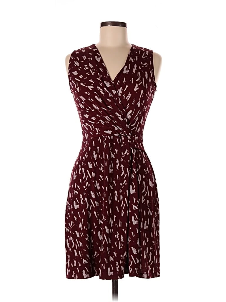 Pre-owned Kaileigh Casual Dress In Burgundy
