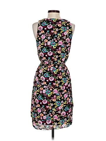 Banana Republic Casual Dress (view 2)