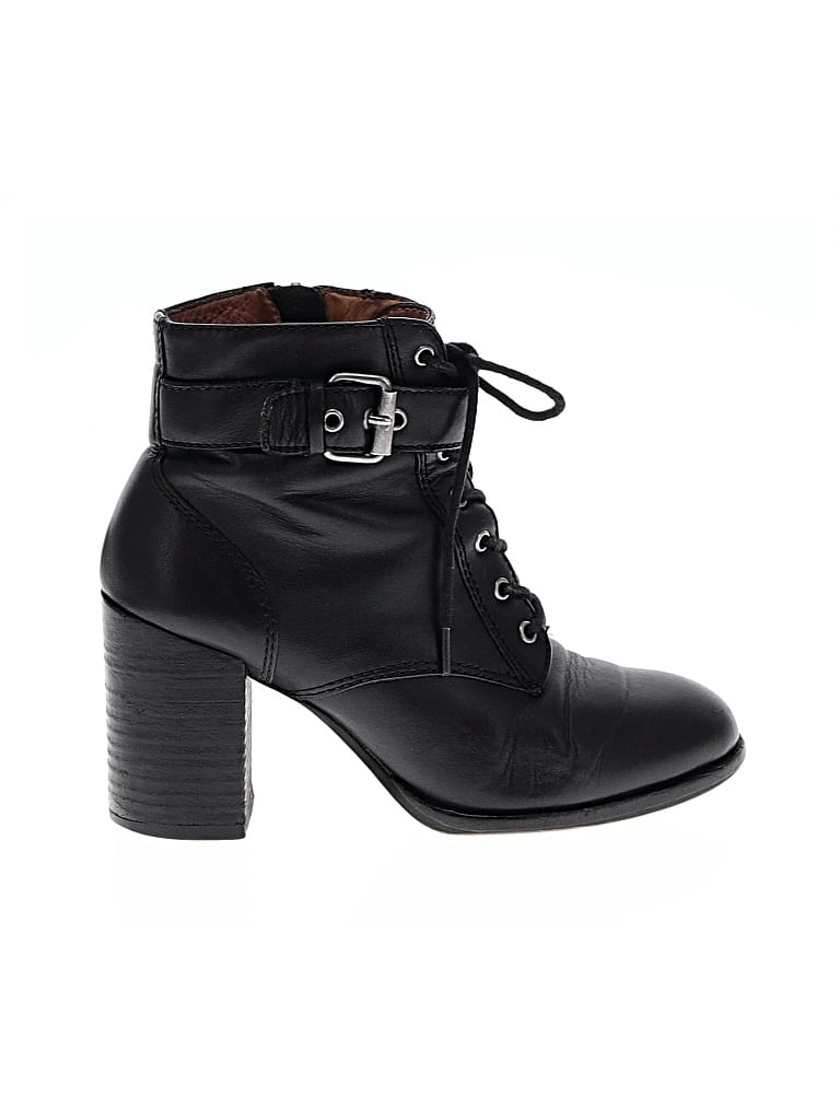 Pre-owned Bettye Muller Ankle Boots In Black