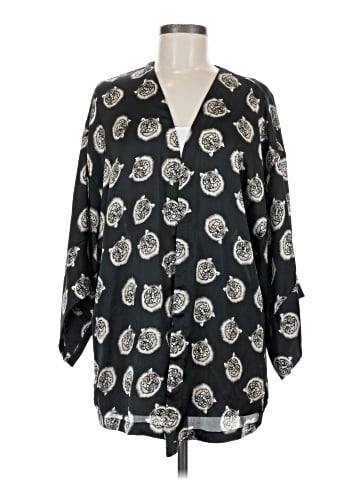 Lucca Couture Kimono (view 1)