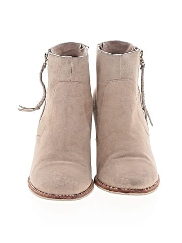 Elaine Turner Ankle Boots (view 2)