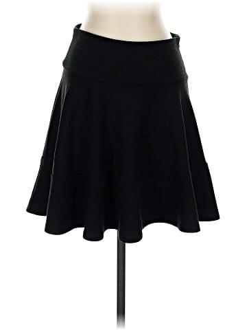 Robbi & Nikki Casual Skirt (view 1)