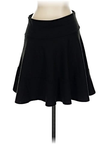 Robbi & Nikki Casual Skirt (view 2)