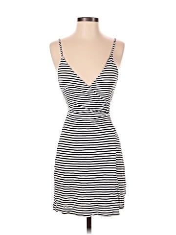 H&M Casual Dress (view 1)