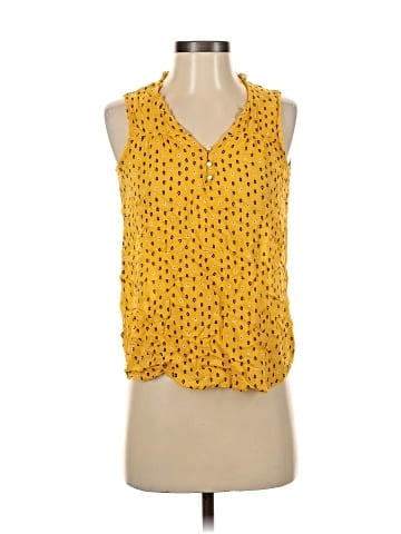 Esprit Sleeveless Blouse (view 1)