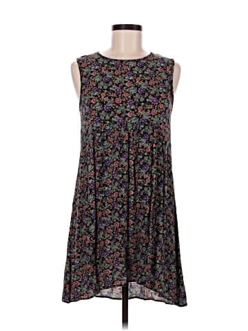 Chris & Carol Casual Dress (view 1)