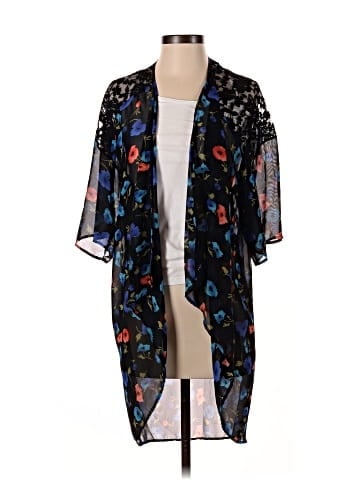 H.I.P. Happening in the Present Kimono (view 1)