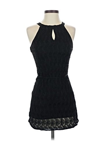White House Black Market Cocktail Dress (view 1)
