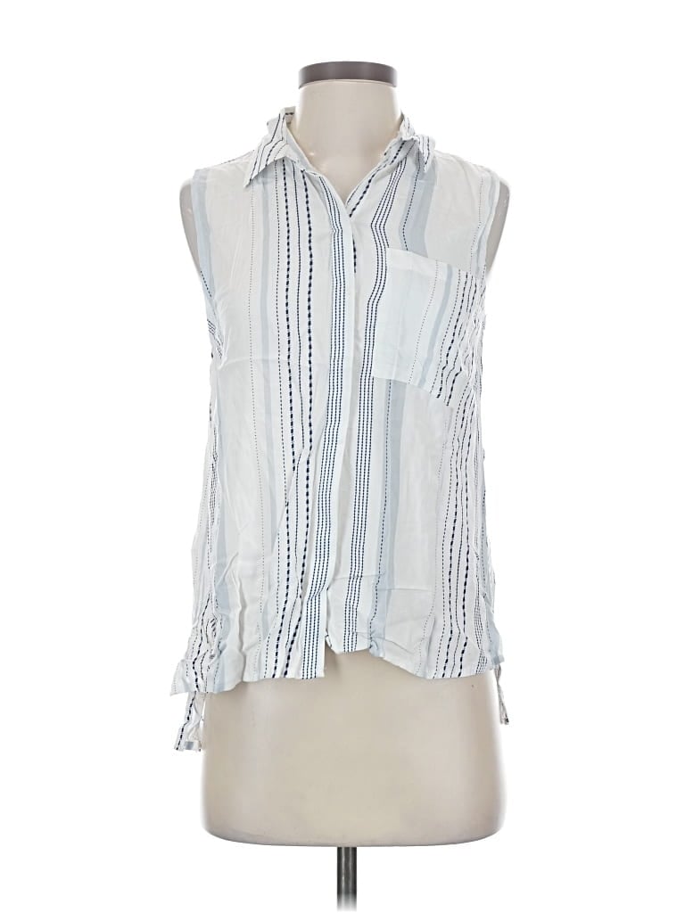 Pre-owned Love Notes Sleeveless Button Down Shirt In Blue
