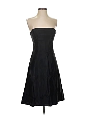 Vera Wang Maids Cocktail Dress (view 1)
