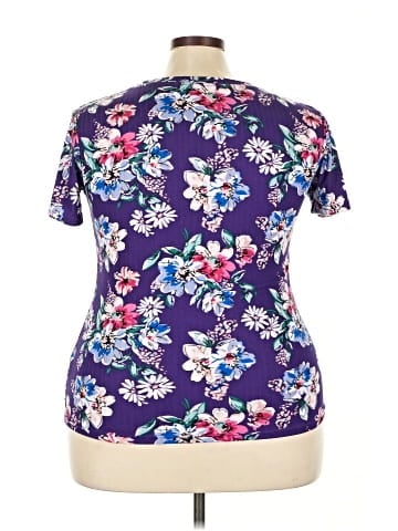 Emily Stacy Short Sleeve T-Shirt (view 2)