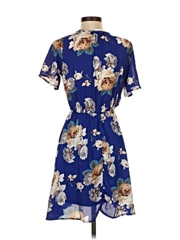 Sienna Sky Casual Dress (view 2)