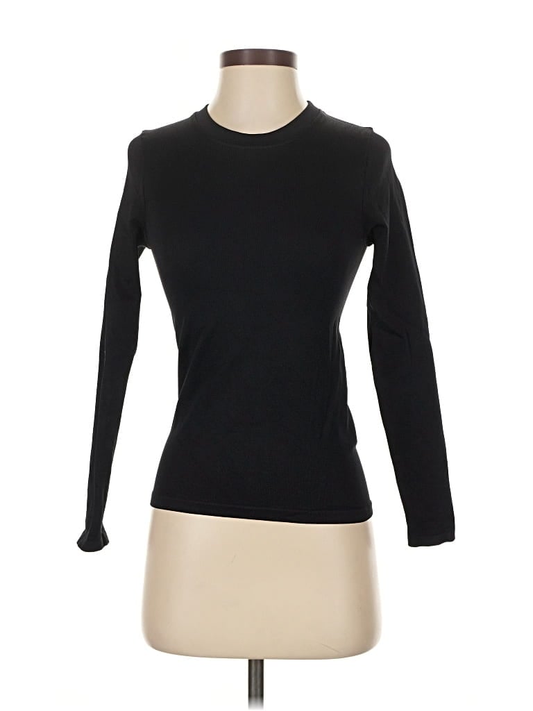 Pre-owned Oqq Turtleneck Sweater In Black
