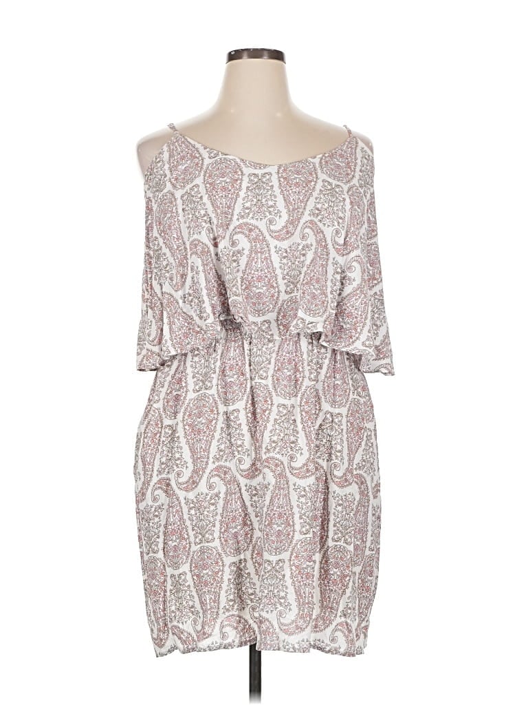 Pre-owned Old Navy Kimono In Silver