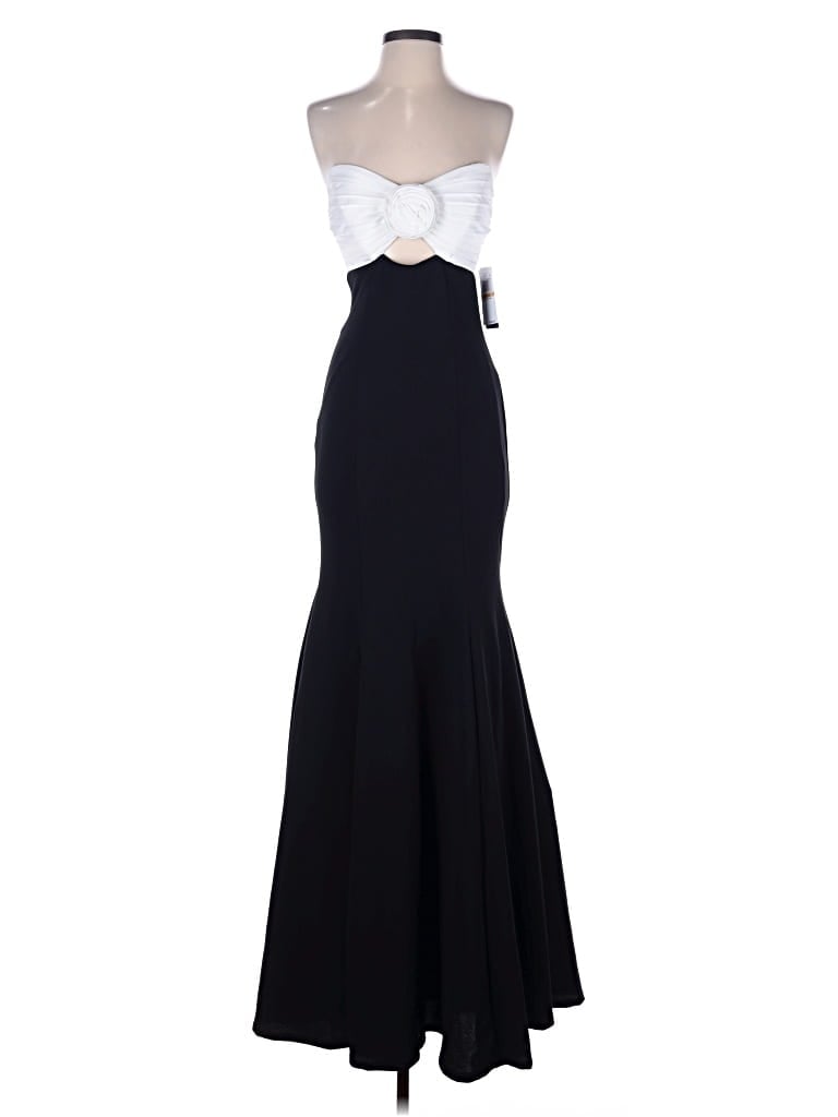 City Studio Cocktail Dress In Black