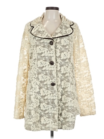Ryu Coat (view 1)