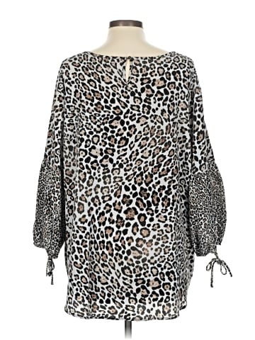 Cocomo 3/4 Sleeve Blouse (view 2)