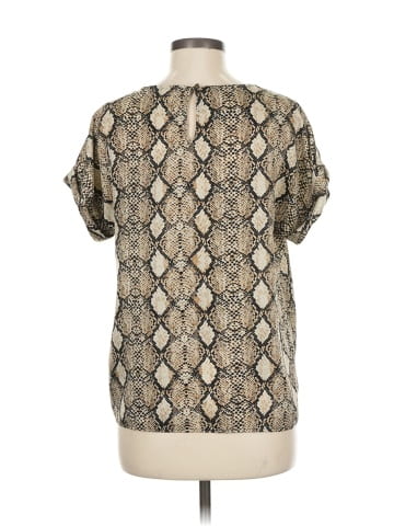 Everly Short Sleeve Blouse (view 2)