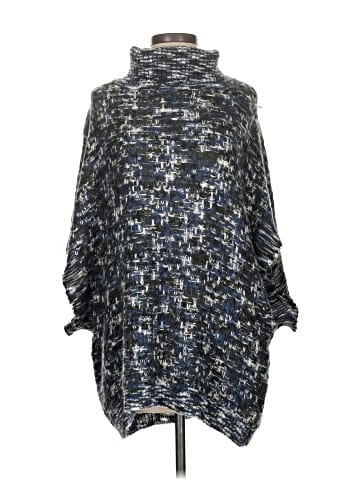 parkhurst Poncho (view 1)