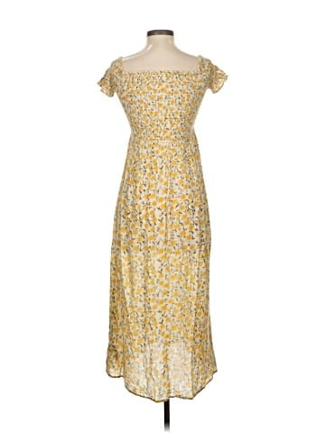 Urban Outfitters Casual Dress (view 2)