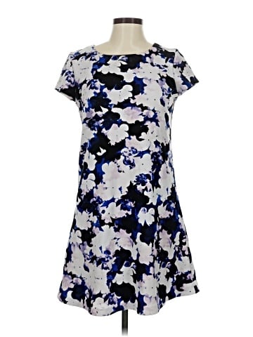 Jessica Simpson Casual Dress (view 1)