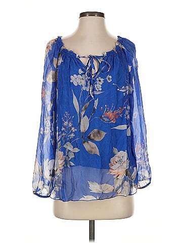 Lola 3/4 Sleeve Blouse (view 1)
