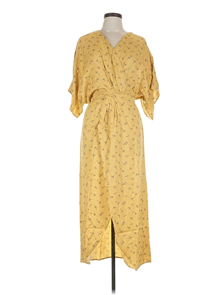 Pre-owned Lezat Casual Dress In Yellow