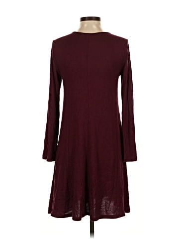 Old Navy Casual Dress (view 2)