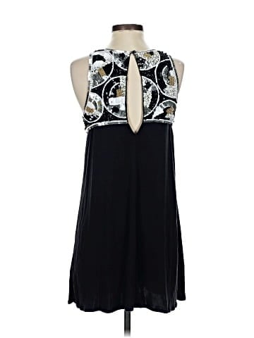 Foley Sleeveless Top (view 2)