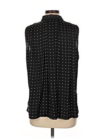 Zara Basic Sleeveless Button-Down Shirt (view 2)