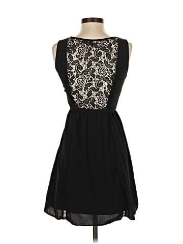 American Eagle Outfitters Casual Dress (view 2)