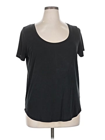 BKE Short Sleeve T-Shirt (view 1)