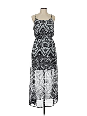 Xhilaration Cocktail Dress (view 1)